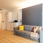Emotichome 8 E 9 Flexyrent Studio Apartman *